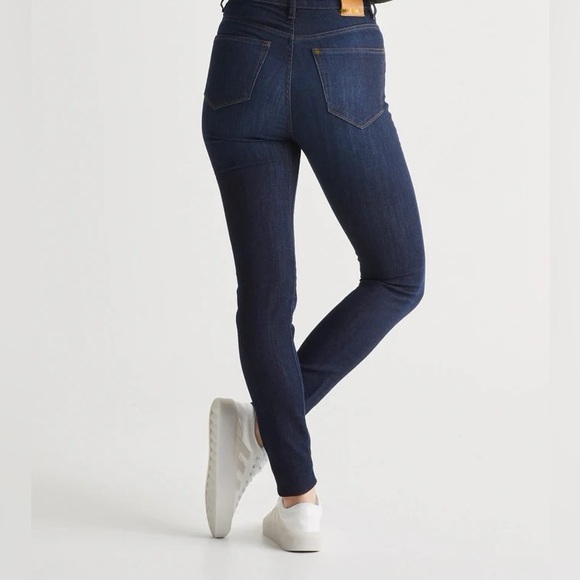H&M Denim - SQIN Darkly Denim Jeans~ Slim Leg Skinny~ Size 32